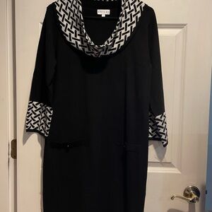 Elegant Knit Black Dress with White Geometric Accents